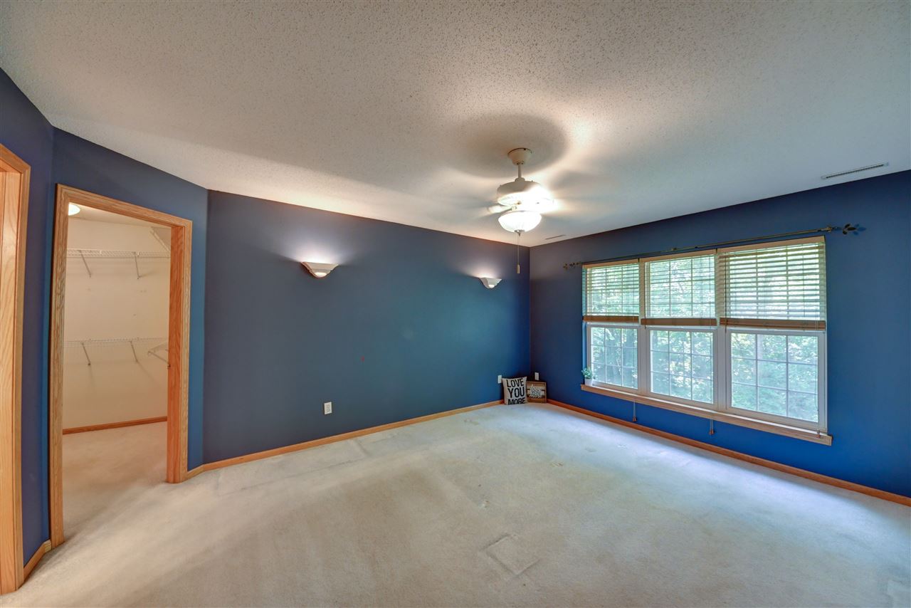 4909 North Willowbend Road Northeast Cedar Rapids, IA 52411 - Photo 31 of 43 Gallery Image 31