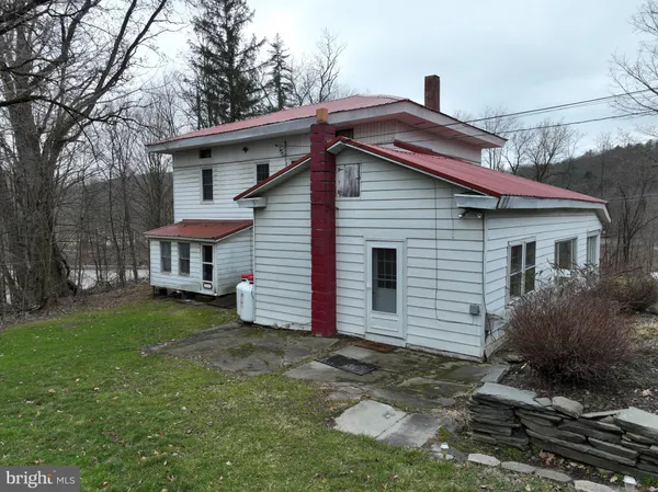 $1,500,000 | 436 State Line Road, Susquehanna, PA 18847