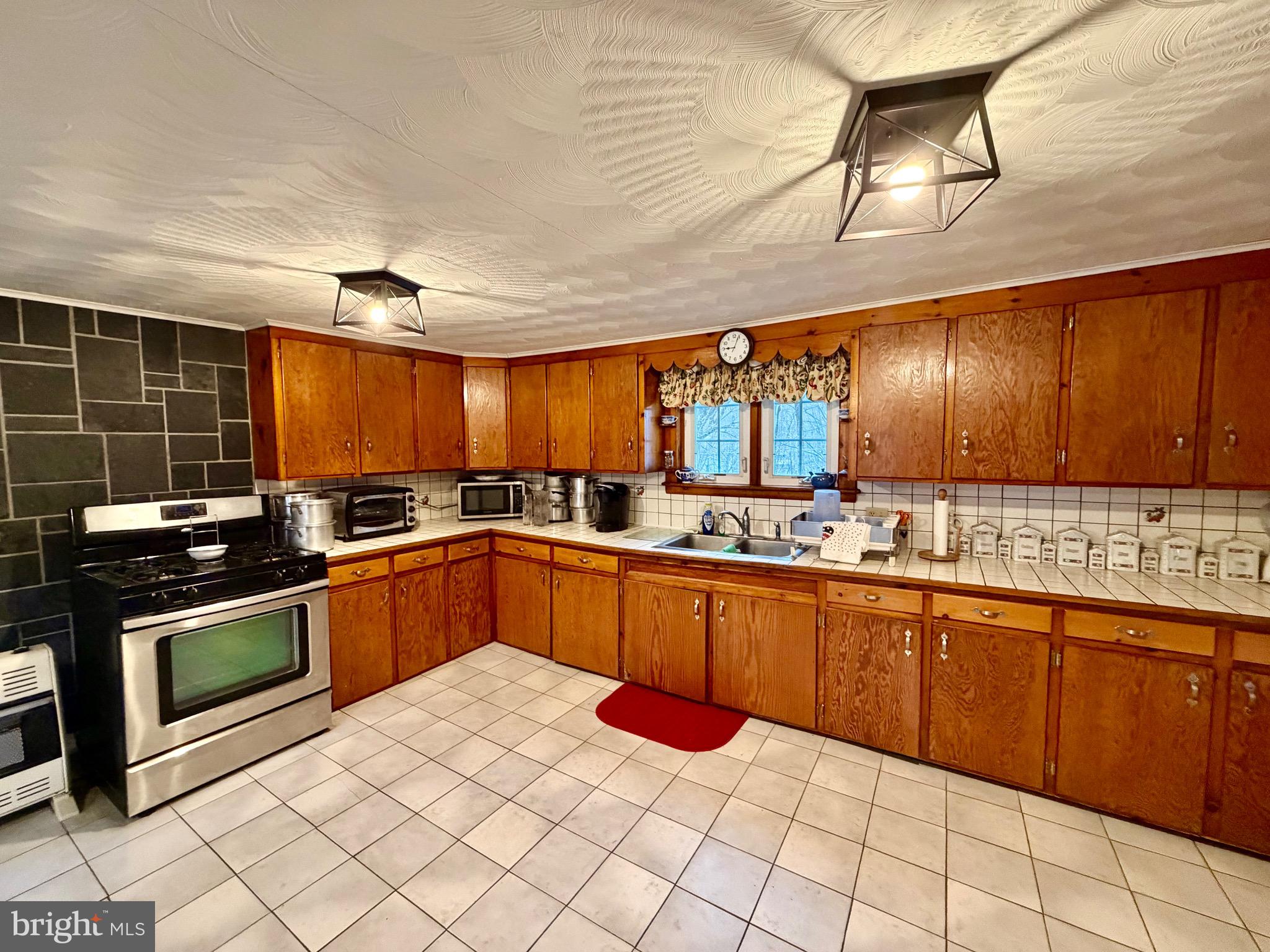 436 State Line Road Susquehanna, PA 18847 - Photo 16 of 106 Kitchen