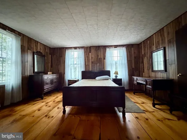 $1,500,000 | 436 State Line Road, Susquehanna, PA 18847