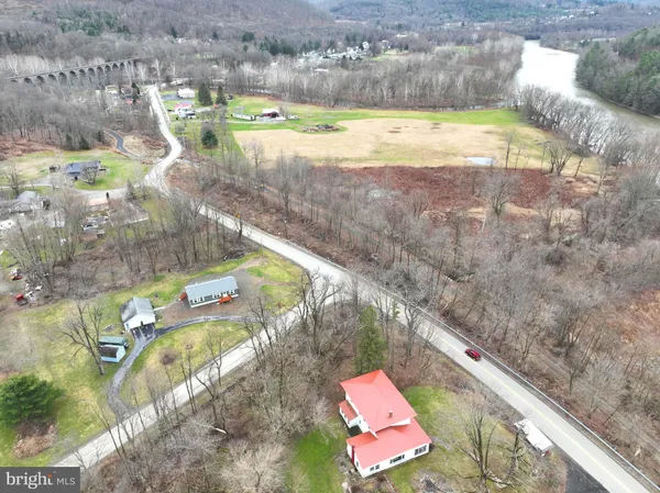 $1,500,000 | 436 State Line Road, Susquehanna, PA 18847