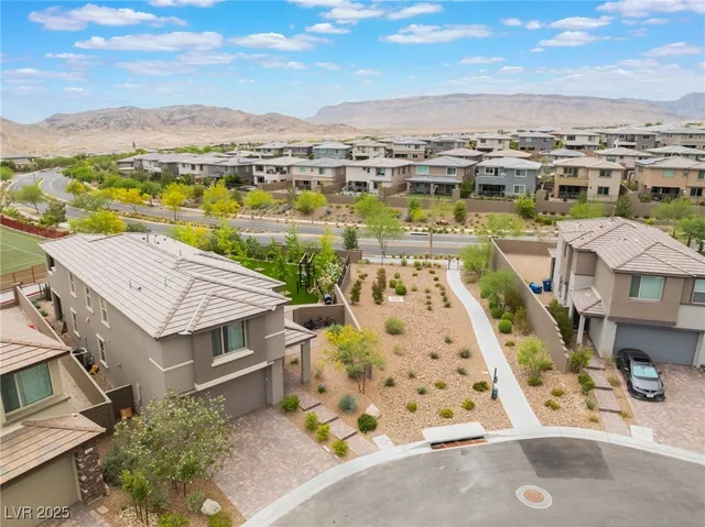 $875,000 | 438 Wind Poppy Street, Las Vegas, NV 89138