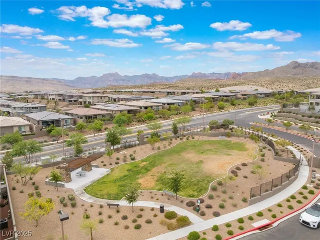 $875,000 | 438 Wind Poppy Street, Las Vegas, NV 89138