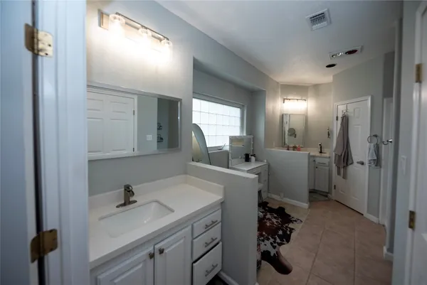 $799,000 | 3020 Avenue L, Santa Fe, TX 77510