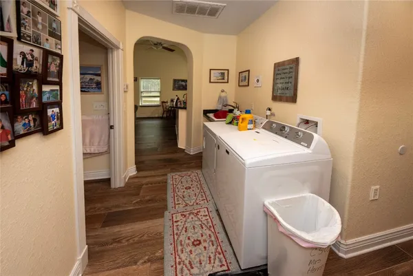 $799,000 | 3020 Avenue L, Santa Fe, TX 77510