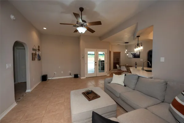 $799,000 | 3020 Avenue L, Santa Fe, TX 77510