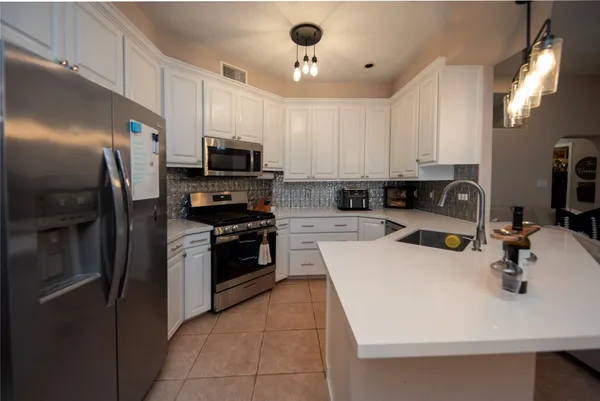 $799,000 | 3020 Avenue L, Santa Fe, TX 77510