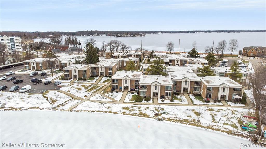 1643 Cass Lake Road Keego Harbor, MI 48320 - Photo 27 of 28