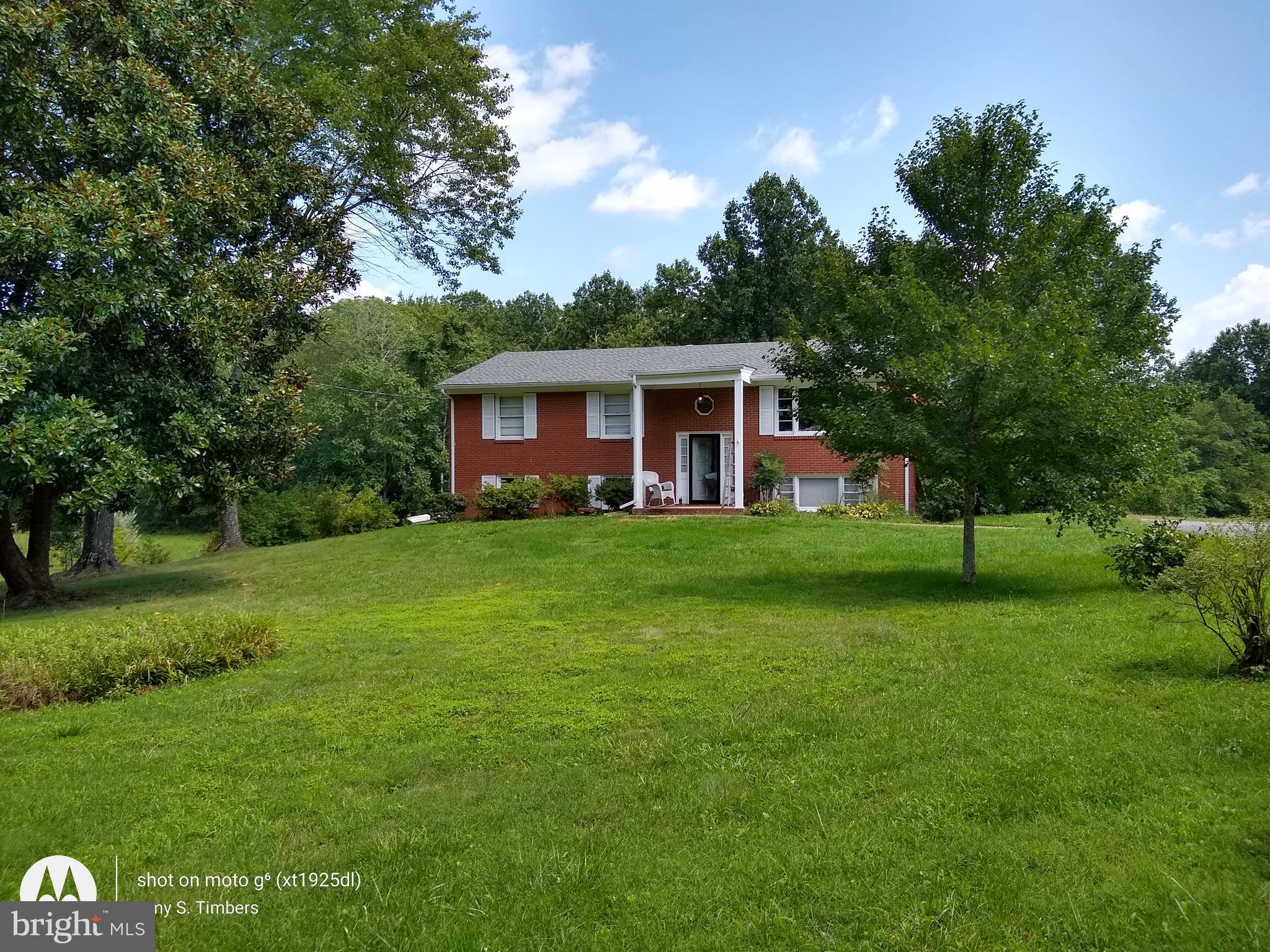 512 Round Hill Road Boston, VA 22713 - Photo 2 of 51 Front of House from Main Road