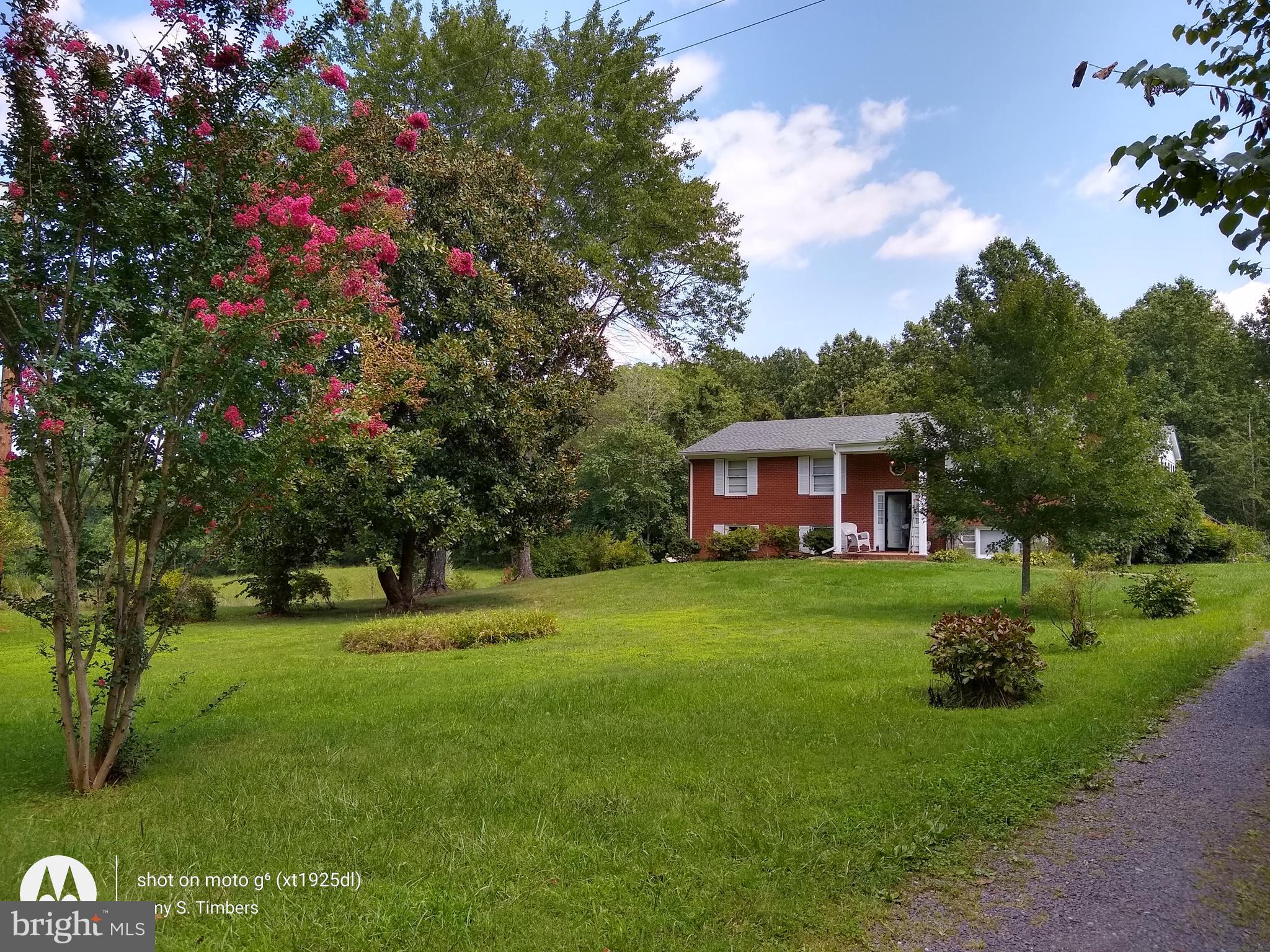 512 Round Hill Road Boston, VA 22713 - Photo 3 of 51 Welcome home!