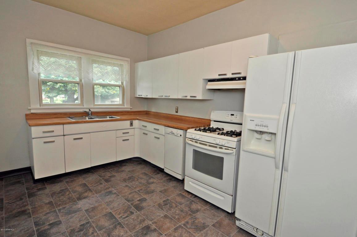 1113 3rd Street Southeast Rochester, MN 55904 - Photo 5 of 14 Gallery Image 5