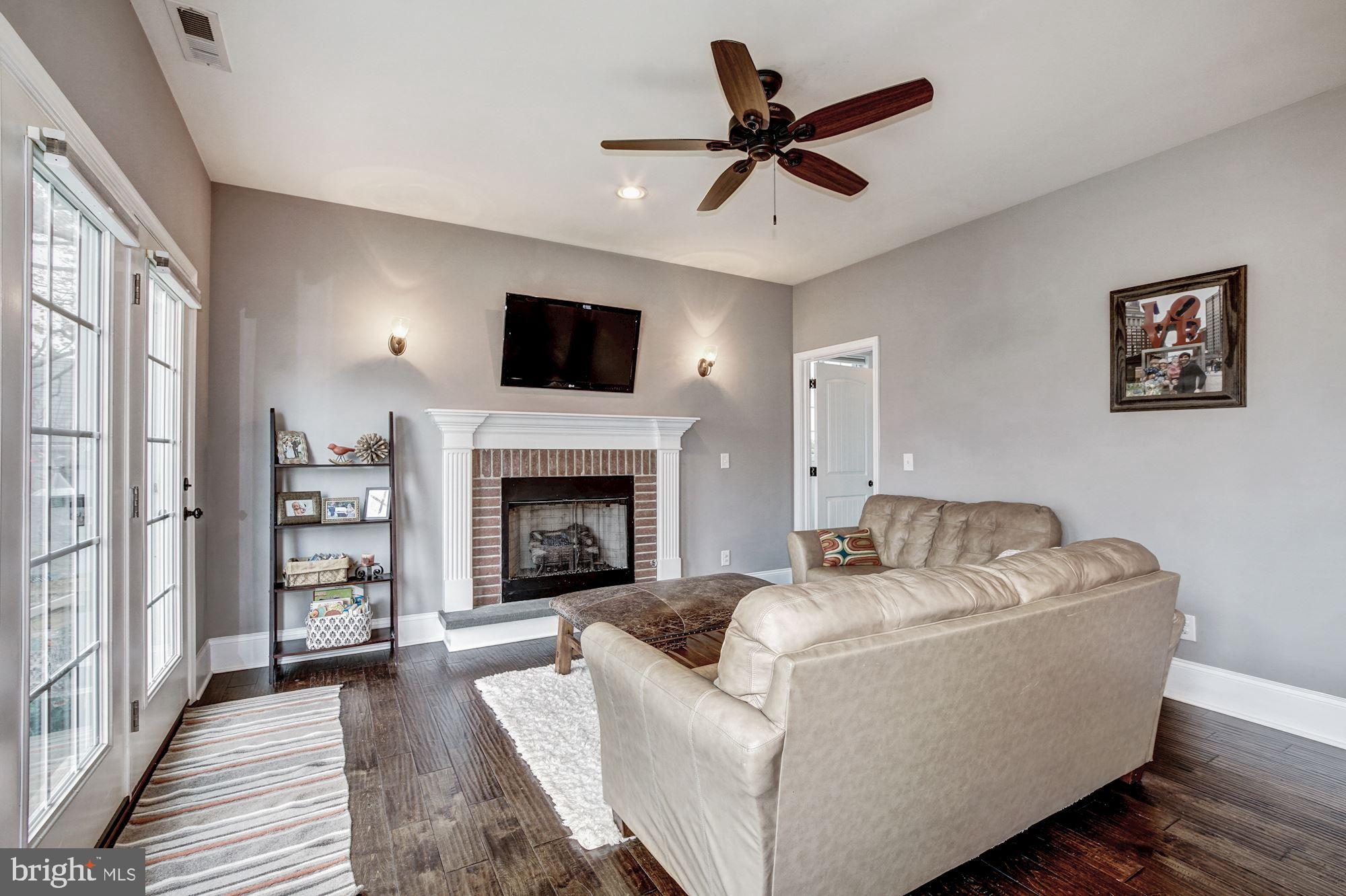 407 Tasker Street Ridley Park, PA 19078 - Photo 14 of 34 Great room