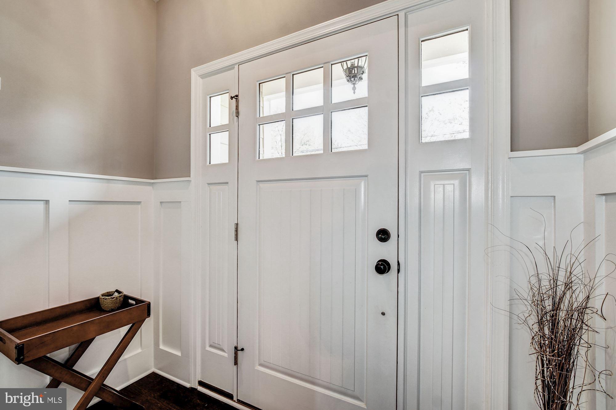 407 Tasker Street Ridley Park, PA 19078 - Photo 5 of 34 Foyer