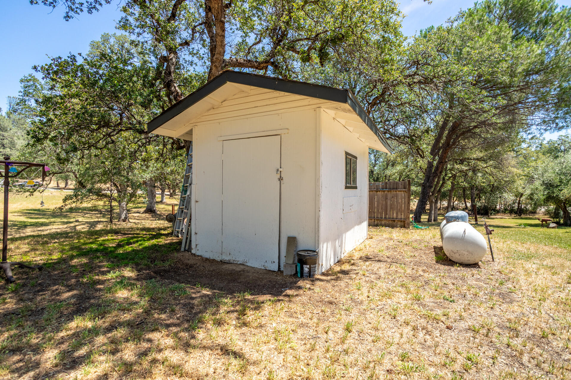 9380 Placer Road Redding, CA 96001 - Photo 18 of 20 Outdoor Shed