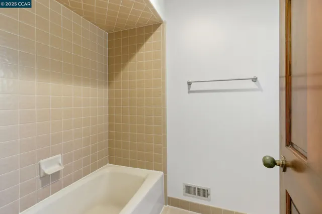 $6,900 | 3 Magee Court, Moraga, CA 94556