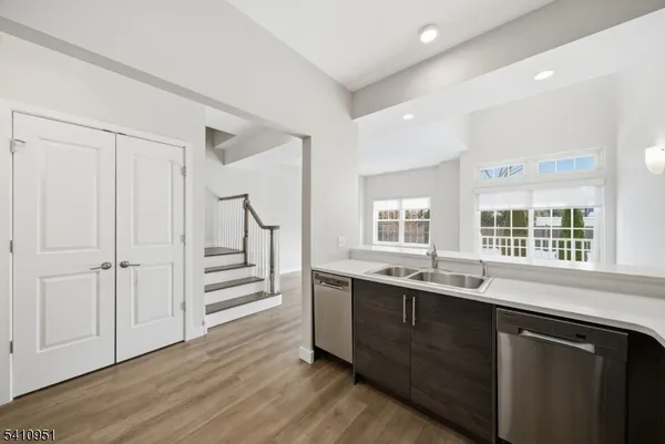$2,900 | 764 New Bridge Road, Unit L, Teaneck, NJ 07666