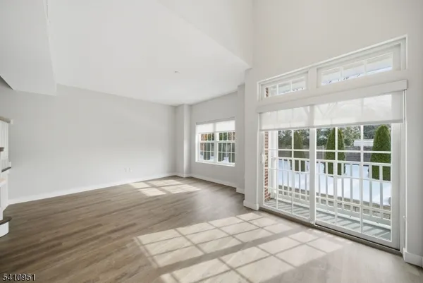 $2,900 | 764 New Bridge Road, Unit L, Teaneck, NJ 07666