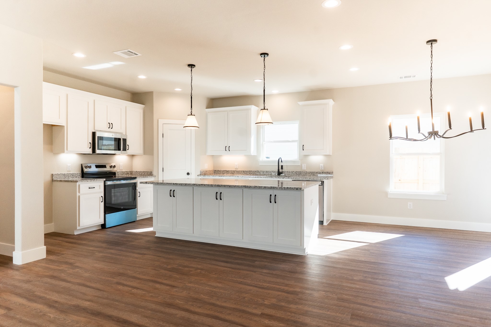 311 String Prairie Way Smithville, TX 78957 - Photo 5 of 29