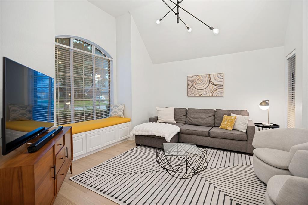 534 Post Oak Road Grapevine, TX 76051 - Photo 7 of 36