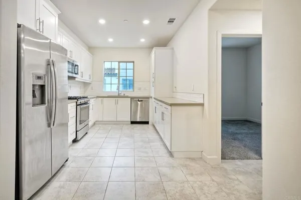 $3,900 | 4336 Harbor Way, Unit 4, Oceanside, CA 92056