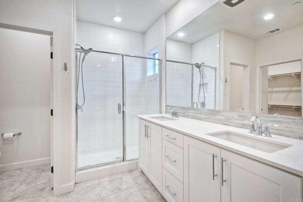 4336 Harbor Way, Unit 4 Oceanside, CA 92056 - Photo 24 of 40