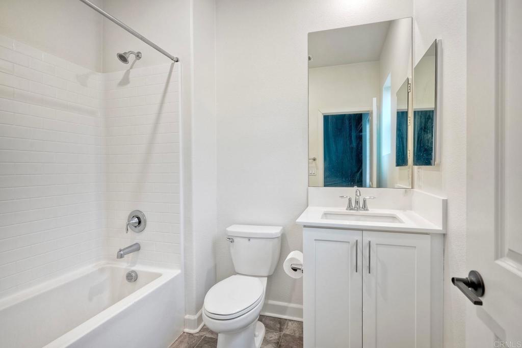 4336 Harbor Way, Unit 4 Oceanside, CA 92056 - Photo 31 of 40