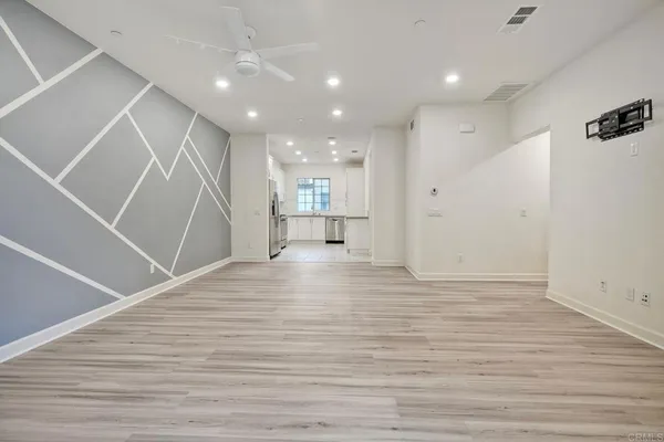 $3,900 | 4336 Harbor Way, Unit 4, Oceanside, CA 92056