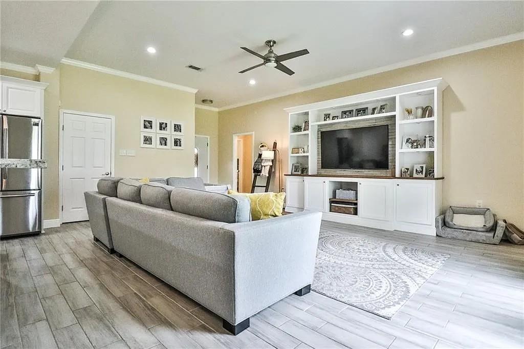 2209 Little Flower Lane Marrero, LA 70072 - Photo 4 of 17