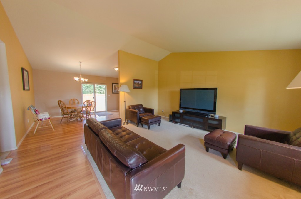 2333 Scheuber Ridge Court Centralia, WA 98531 - Photo 2 of 15 Gallery Image 2