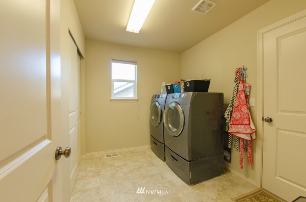 2333 Scheuber Ridge Court Centralia, WA 98531 - Photo 12 of 15 Gallery Image 12