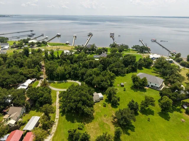 $169,900 | 160 Josephine Lane, Lake Charles, LA 70607