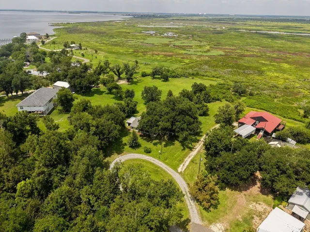 $169,900 | 160 Josephine Lane, Lake Charles, LA 70607