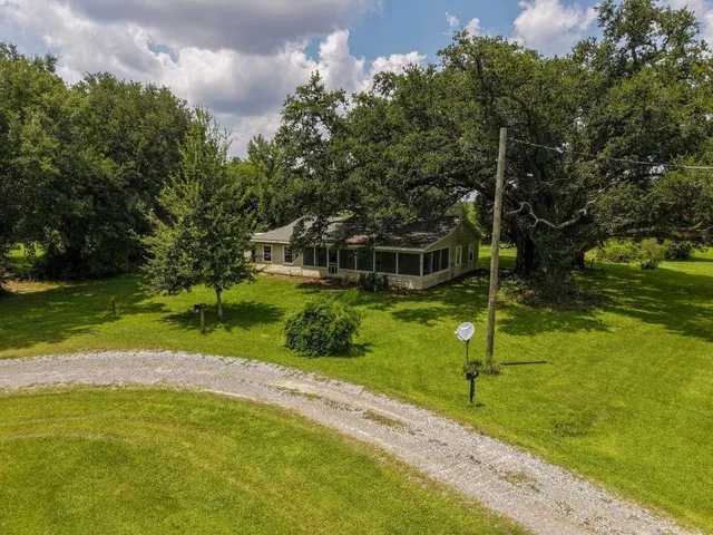 $169,900 | 160 Josephine Lane, Lake Charles, LA 70607