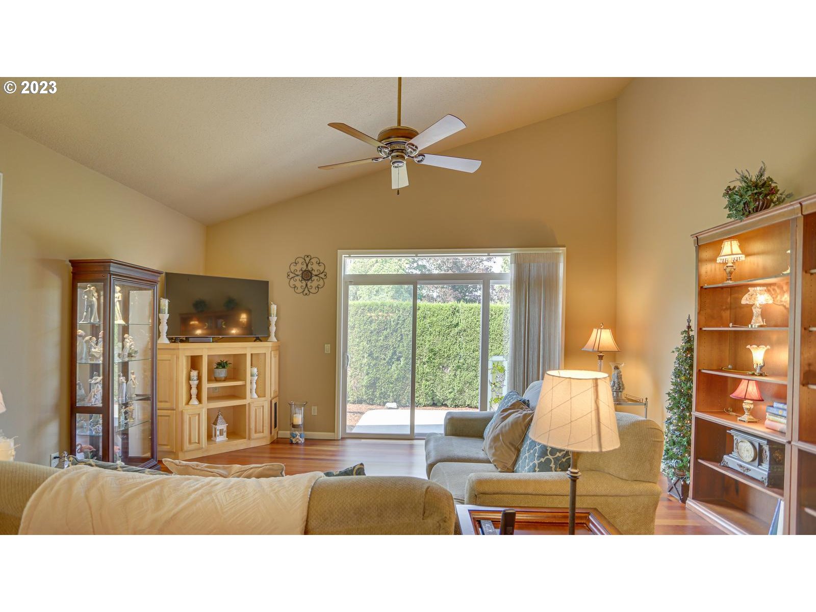 3919 Southeast 31st Street Gresham, OR 97080 - Photo 13 of 26 a living room with furniture and large window