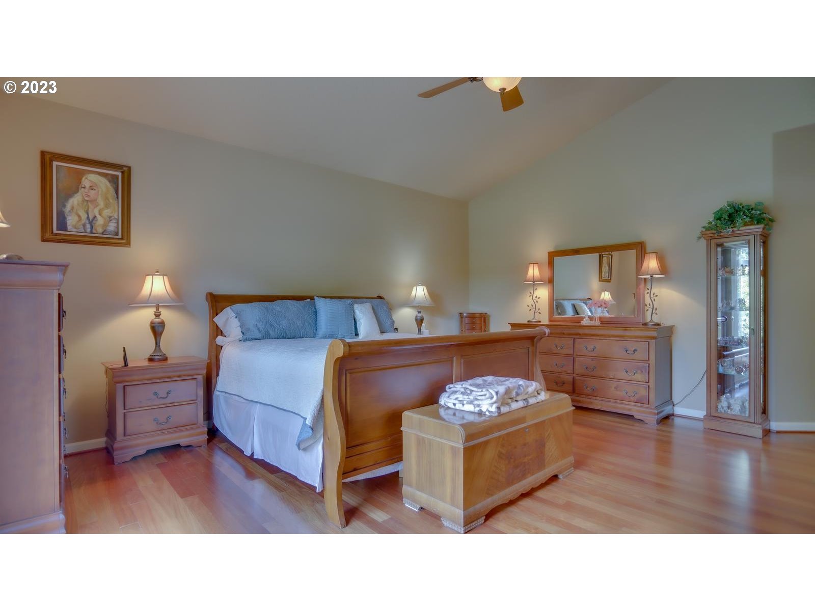 3919 Southeast 31st Street Gresham, OR 97080 - Photo 18 of 26 a living room with furniture and wooden floor