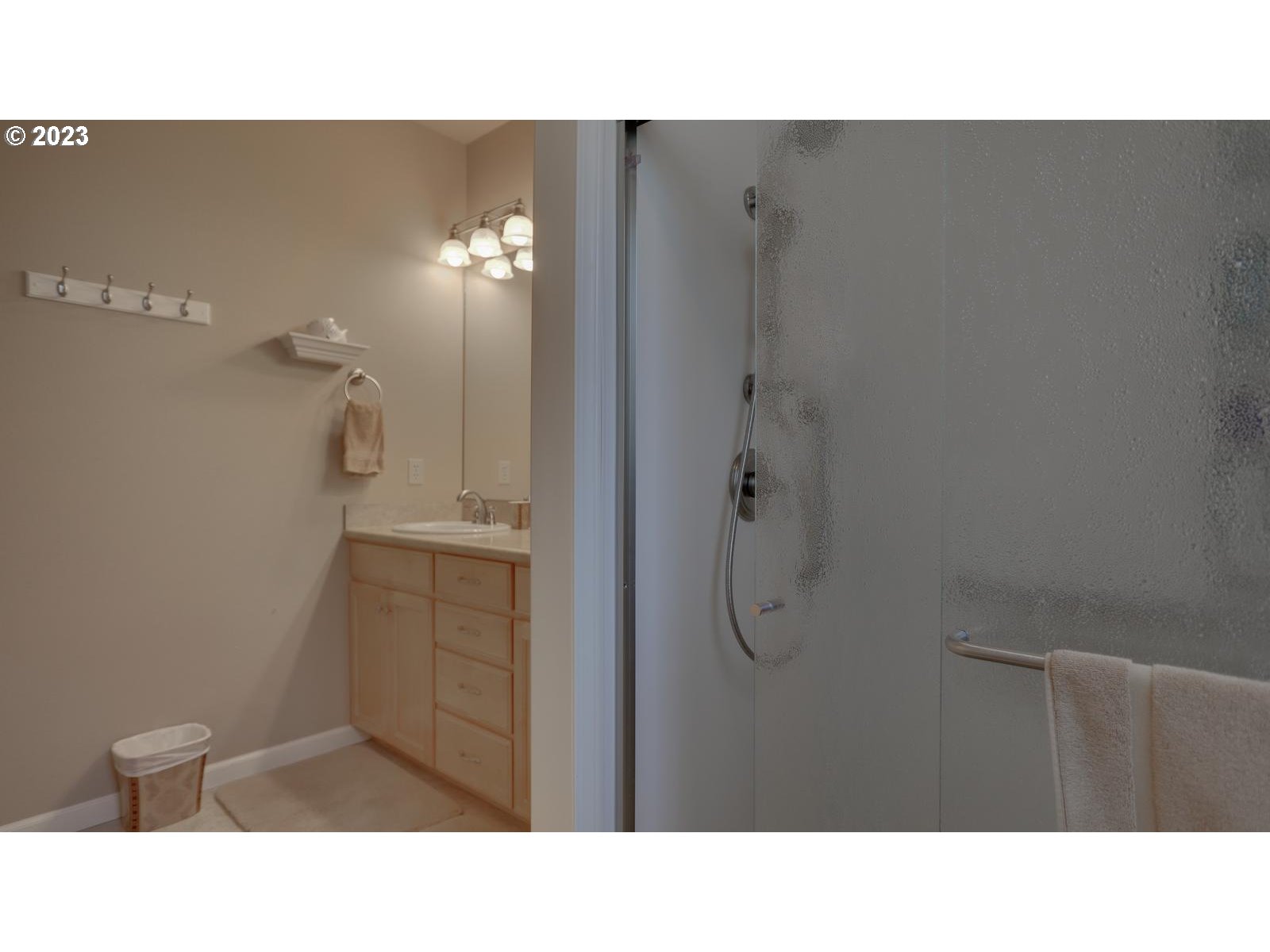 3919 Southeast 31st Street Gresham, OR 97080 - Photo 19 of 26 a bathroom with a toilet