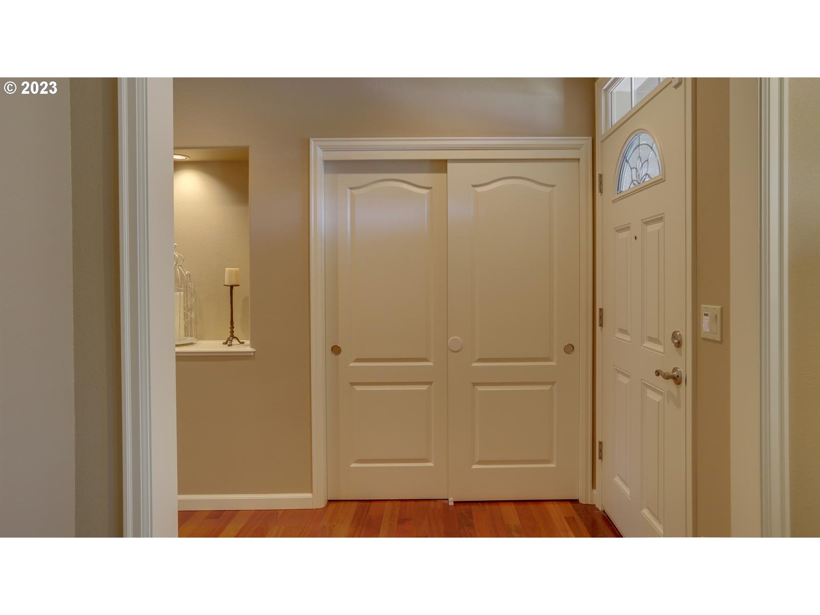 3919 Southeast 31st Street Gresham, OR 97080 - Photo 5 of 26 a bathroom with a sink and a mirror