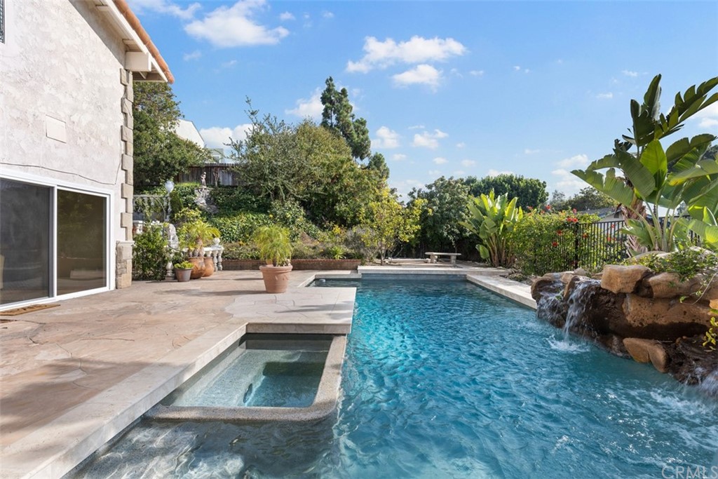 29752 Ivy Glenn Drive Laguna Niguel, CA 92677 - Photo 30 of 36 a view of yard with outdoor seating