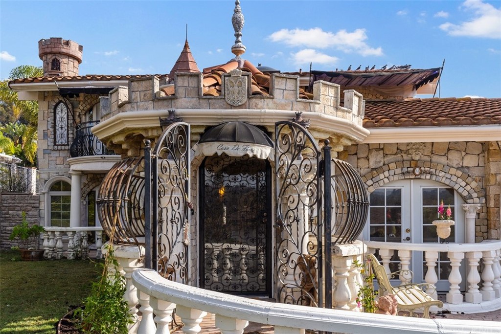29752 Ivy Glenn Drive Laguna Niguel, CA 92677 - Photo 5 of 36 a view of a house with large windows