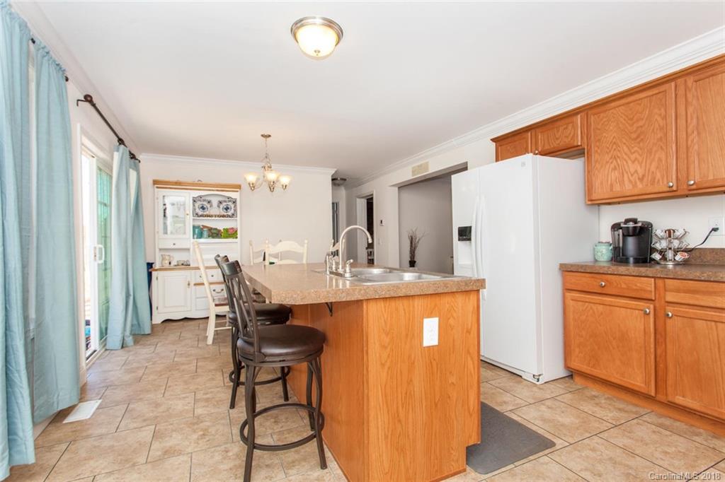 14 Homewood Road Candler, NC 28715 - Photo 10 of 30 Gallery Image 10