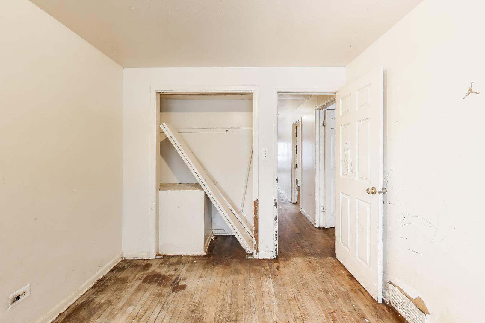 710 West 81st Place Chicago, IL 60620 - Photo 14 of 22