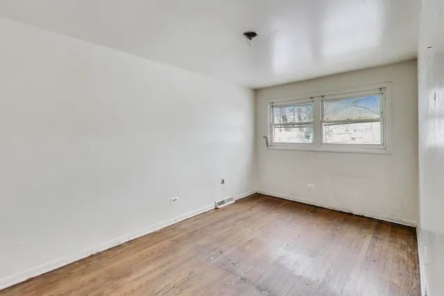 $100,000 | 710 West 81st Place, Chicago, IL 60620