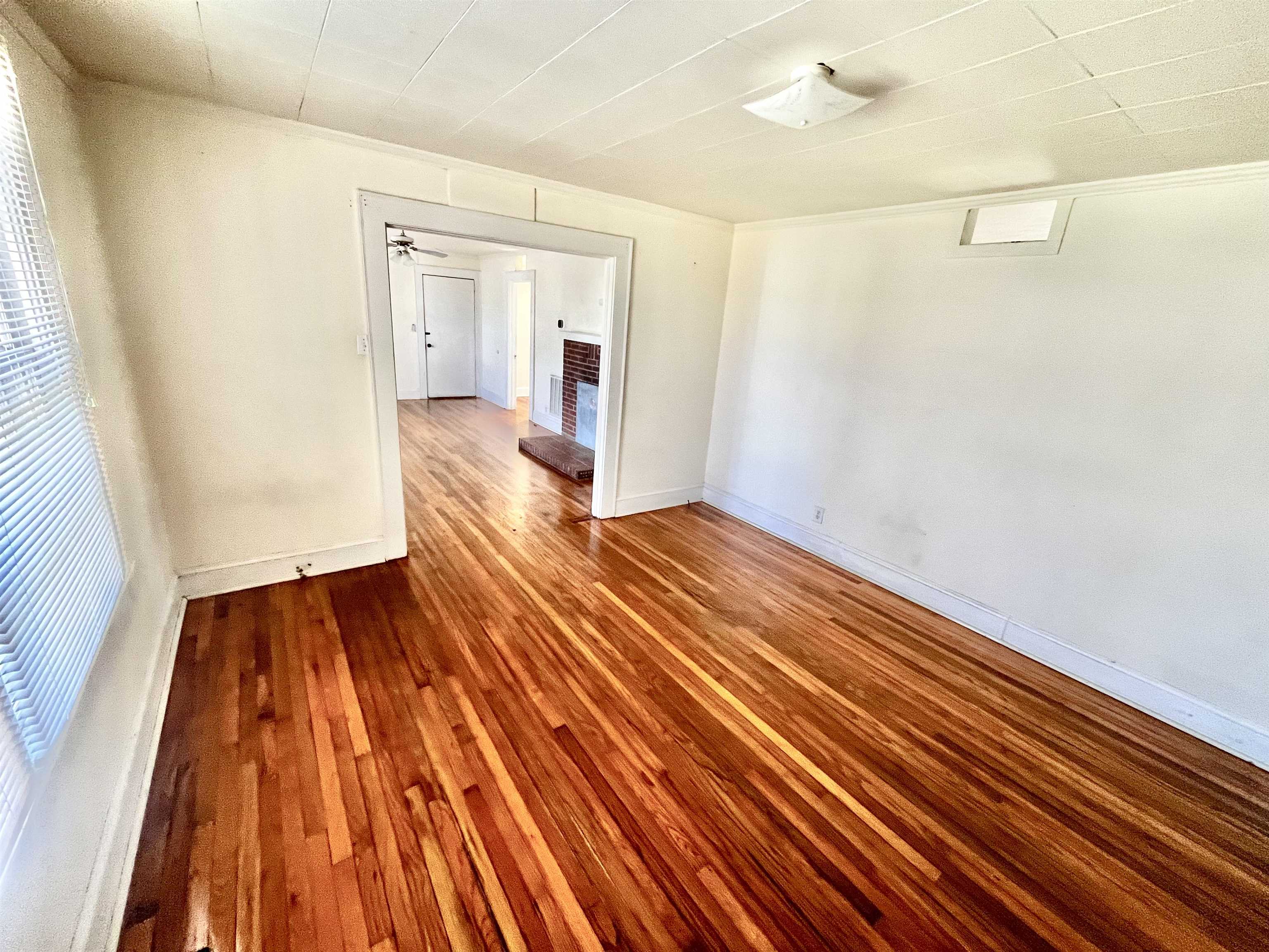 171 Cypress Street Clinton, SC 29325 - Photo 17 of 18 Dining Room