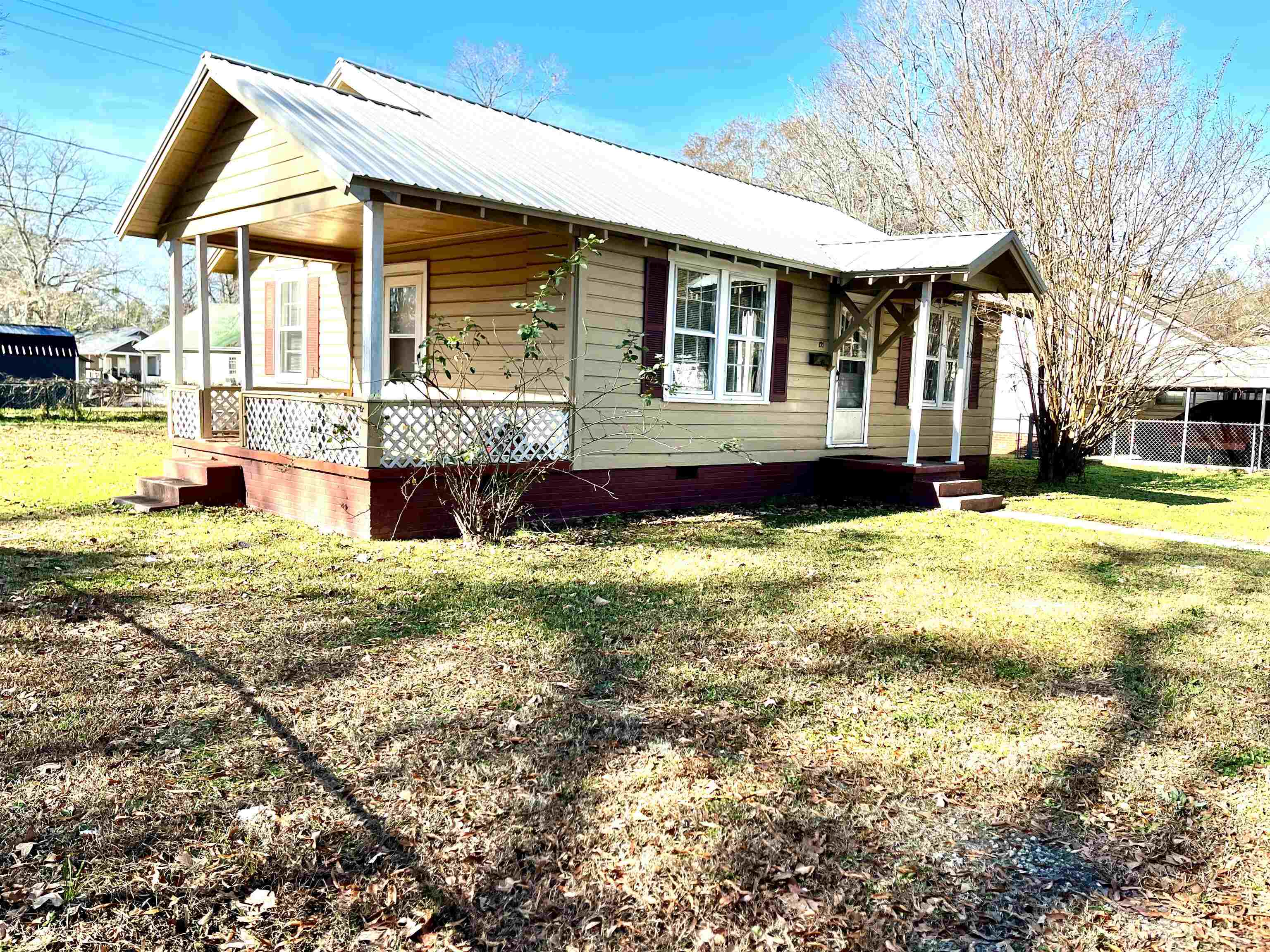 171 Cypress Street Clinton, SC 29325 - Photo 2 of 18