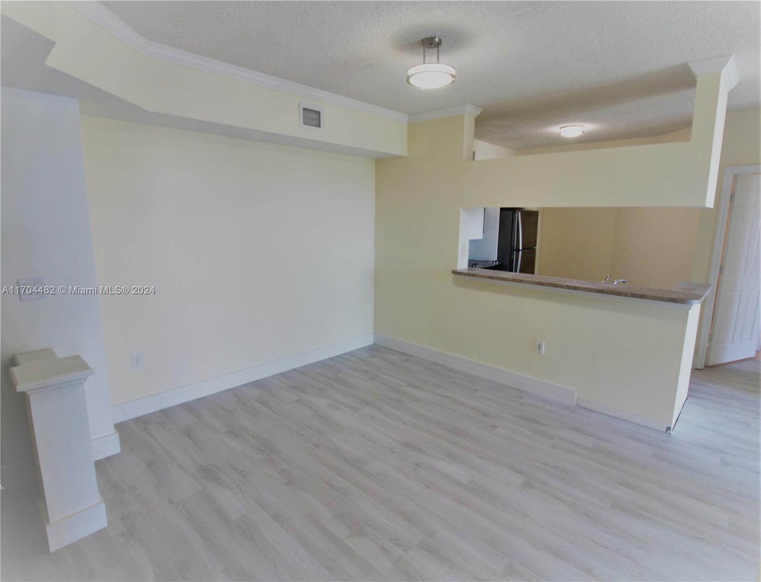 17150 North Bay Road, Unit 2612 Sunny Isles Beach, FL 33160 - Photo 11 of 26