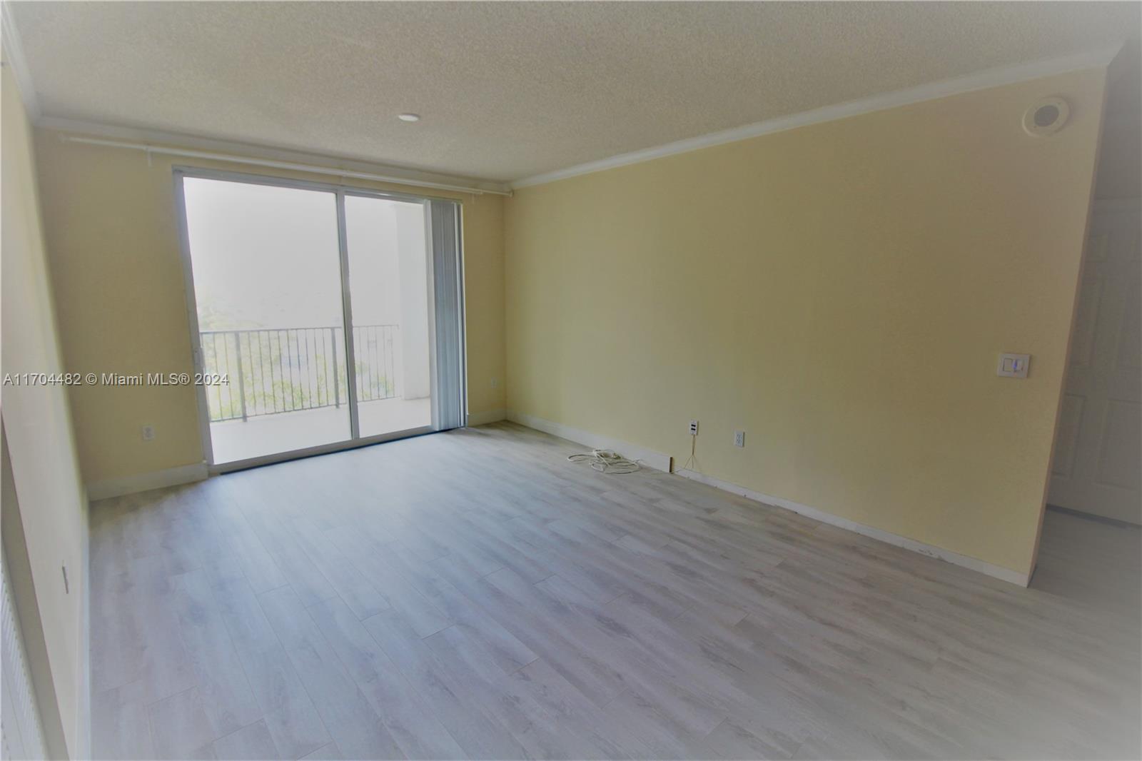 17150 North Bay Road, Unit 2612 Sunny Isles Beach, FL 33160 - Photo 18 of 26