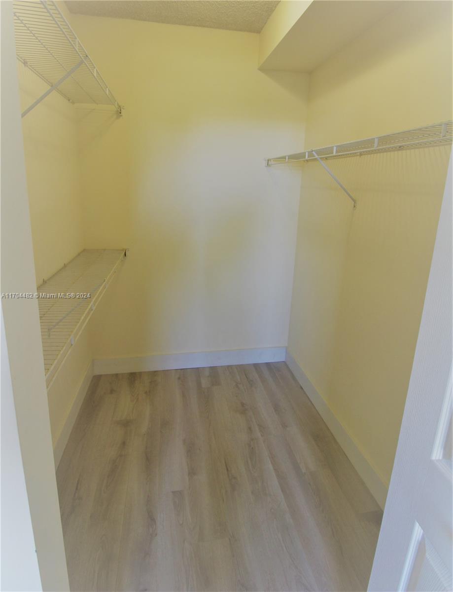 17150 North Bay Road, Unit 2612 Sunny Isles Beach, FL 33160 - Photo 23 of 26