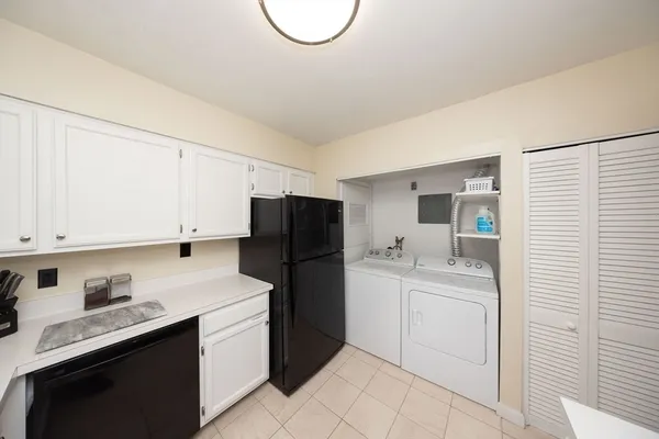 $350,000 | 217 Edgebrook Drive, Unit 217, Boylston, MA 01505