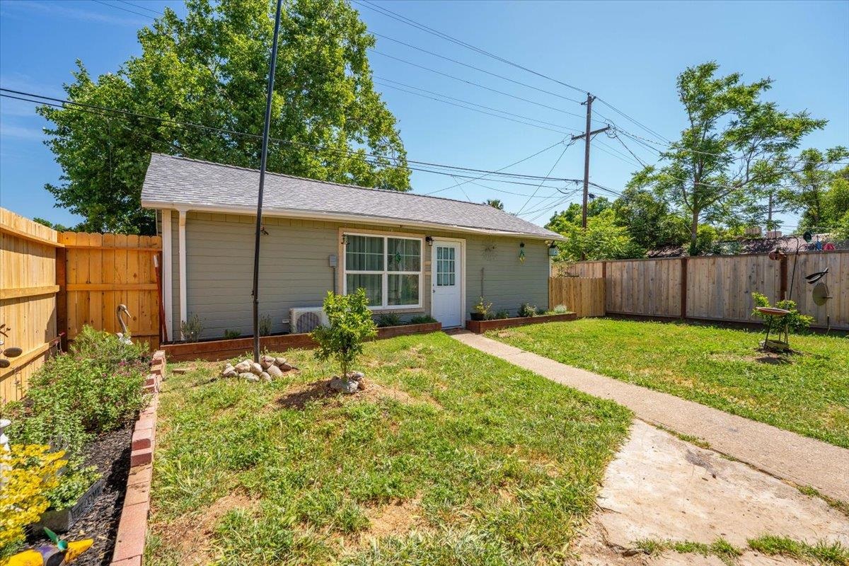 1158 Madison Street Red Bluff, CA 96080 - Photo 42 of 55