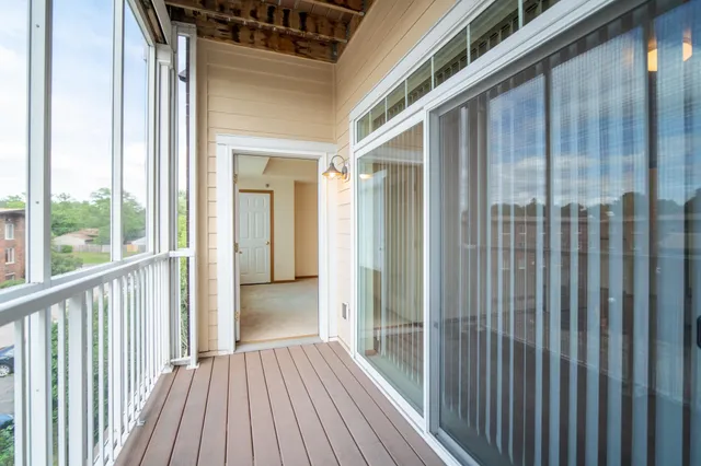 $225,000 | 8200 West 33rd Street, Unit 208, St. Louis Park, MN 55426